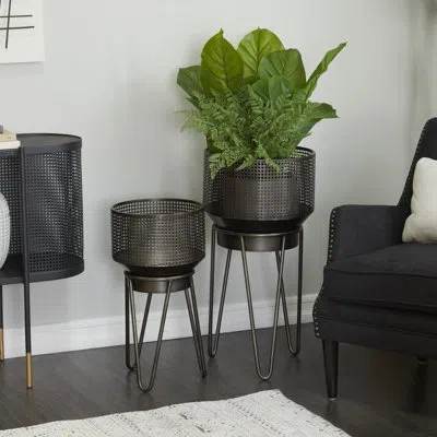 Novogratz Cole And Grey 2 - Piece Modern Metal Pot Planter Set In Black