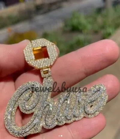 Pre-owned Nsg 2.5 Ct Round D/vvs Moissanite Men's Custom Letter Chase Pendant 925 Silver In White
