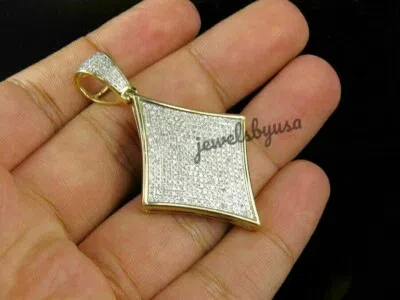Pre-owned Nsg 3.5 Ct Men's Playing Card Kite Round Genuine D/vvs Moissanite Pendant 925 Silver In White