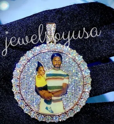 Pre-owned Nsg 4 Ct Men's Tester Passing Moissanite Custom Memory Picture Pendant 925 Silver In White
