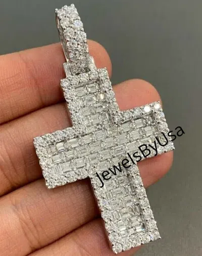 Pre-owned Nsg Men's Studded Cross Pendant 3.50ct Baguette Moissanite White Gold Plated Silver