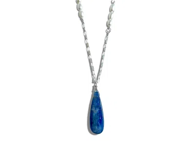 Nueva Luxe Women's Blue Kyanite & Pearl Detail Silver Necklace