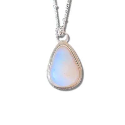 Nueva Luxe Women's White Opal Pendant With Heart Detail - Silver In Metallic