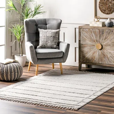 Nuloom Annella Casual Striped Tasseled Area Rug In Gray