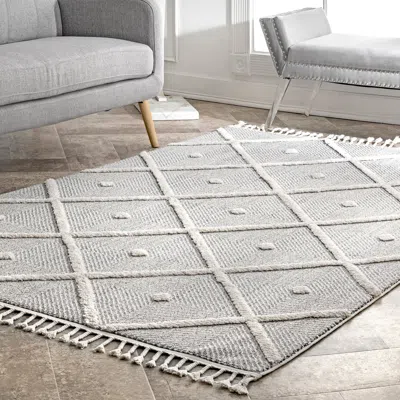 Nuloom Diamond Deyton Area Rug In Gray