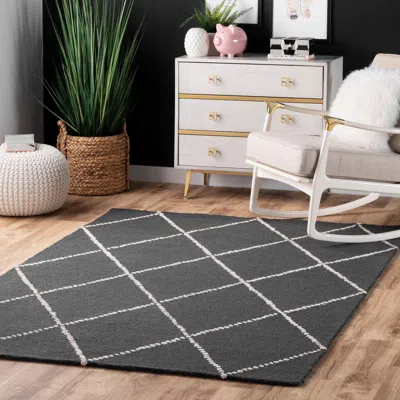 Nuloom Hand Tufted Elvia Area Rug In Blue