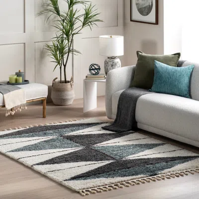 Nuloom Kali Shaggy Diamond Tassel Area Rug In Multi