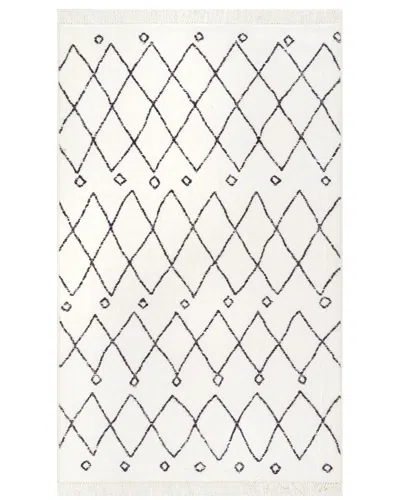 Nuloom Krystal Trellis Tassel Rug