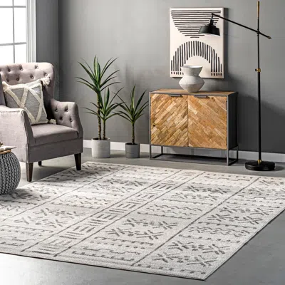 Nuloom Laine Tribal Patterned Boho Area Rug In White