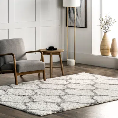 Nuloom Malika Soft & Cozy Trellis Shag Area Rug In White