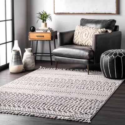 Nuloom Talula Soft Textured Tassel Area Rug In Brown