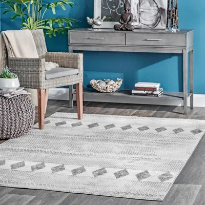 Nuloom Tinsley Faded Geometric Banded Area Rug In Gray