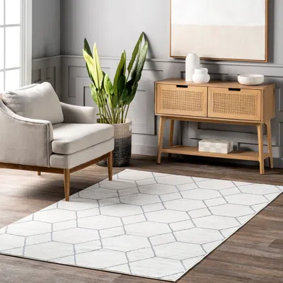 Nuloom Veronica Geometric Honeycomb Area Rug In White
