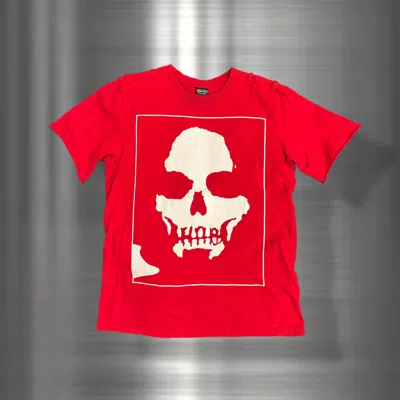 Pre-owned Number N Ine Number (n)ine Ss06 "charles Manson" Skull Distressed Tee In Red