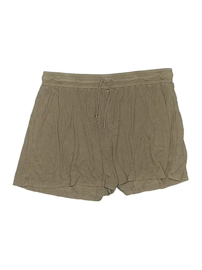 Pre-owned Nuuds Khaki Shorts In Green