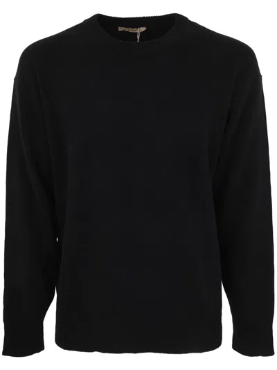 Nuur Comfort Fit Long Sleeves Crew Neck Sweater In Black
