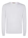 Nuur Long Sleeves Round Neck In White