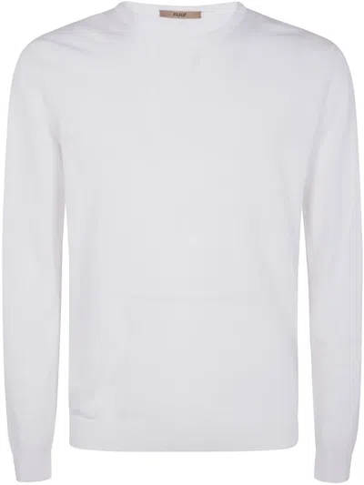 Nuur Long Sleeves Round Neck In White