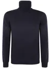 Nuur Long Sleeves Turtle Neck Sweater