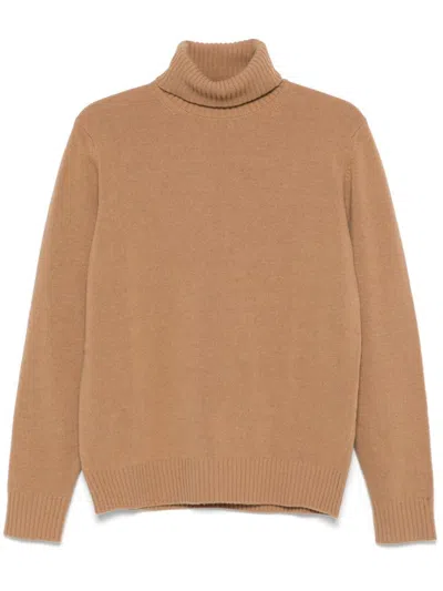 Nuur Long Sleeves Turtle Neck In Brown