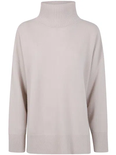 Nuur Pullover In White