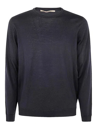 Nuur Round Neck Pullover In Navy