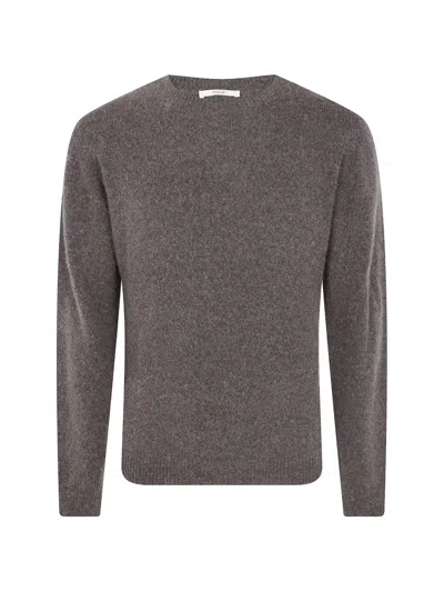 Nuur Round-neck Sweater In Gray