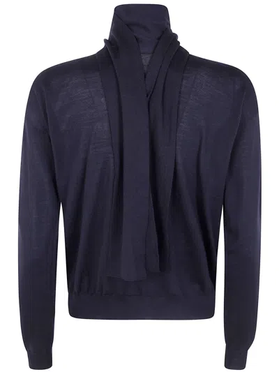 Nuur Scarf V Neck Sweater In Blue