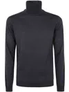 Nuur Turtle Neck Pullover