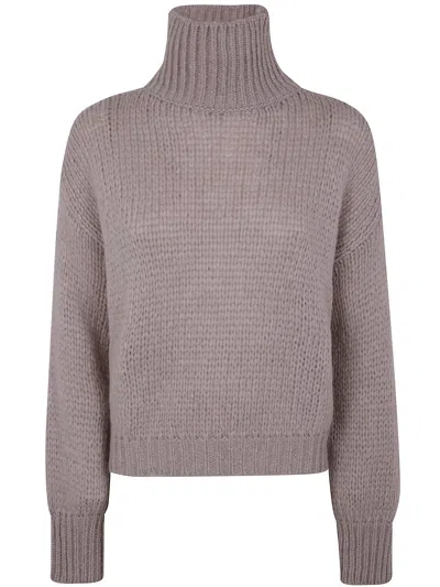 Nuur Turtle Neck Sweater In Gray