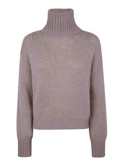 NUUR TURTLE NECK SWEATER