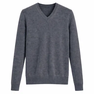 Nuvv Collection Grey V-neck Merino Wool Mens Sweater Italian Premium Yarn In Gray