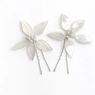 Nuvv Collection Women's White Floral Mother Of Pearl Hair Pins Set Of Two