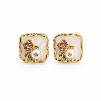 Nuvv Collection Women's White Floral Pearl Square Stud Earrings In Gold