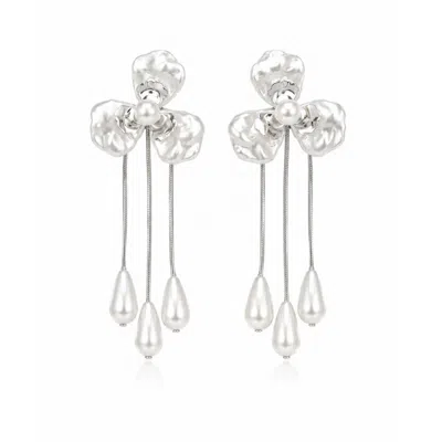 Nuvv Collection Women's White Pearl Blossom Statement Earrings