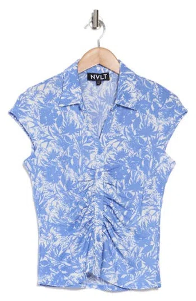 Nvlt Cap Sleeve Ruched Button Front Top In Blue/white Garden