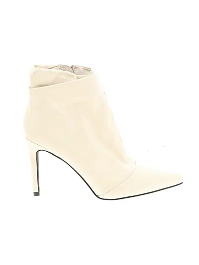 Pre-owned Ny & C Ankle Boots In White