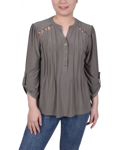 Ny Collection Petite Pin Tuck Front Top With Chain Details In Burnt Olive
