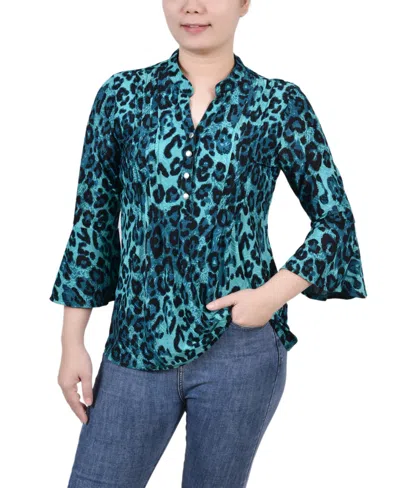 NY COLLECTION WOMEN'S 3/4 BELL SLEEVE PLEAT FRONT Y-NECK TOP