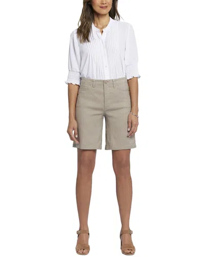 Nydj Bermuda Saddlewood Linen-blend Short In Brown