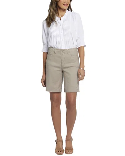 Nydj Bermuda Saddlewood Linen-blend Short In Green