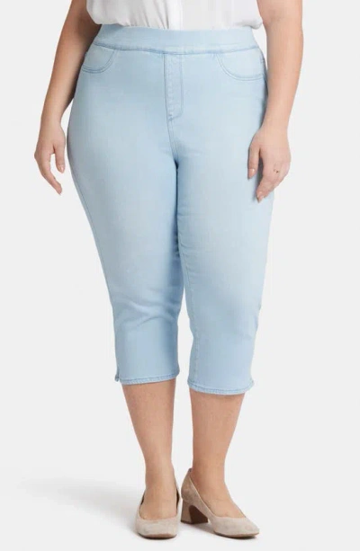 Nydj Dakota Side Slit Pull-on Capri Jeans In Oceanfront