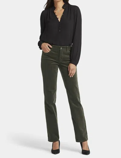 Nydj Marilyn Straight Pants In Vine Leaf In Green