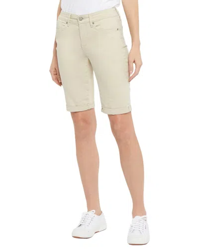 Nydj Petite Briella Feather Short In Neutral