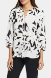 Nydj Three Quarter Sleeve Printed Pintucked Back Blouse In Lalas