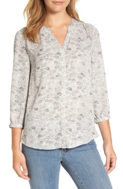 Nydj Pintuck Blouse In Pearl Medallion