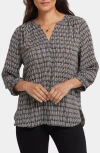 Nydj Pintuck Top In Black