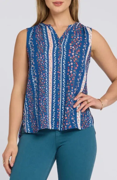 Nydj Print Pleat Back Sleeveless Split Neck Blouse In Blue