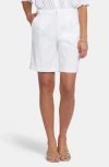 Nydj Relaxed Pleated Linen Blend Shorts In Optic White