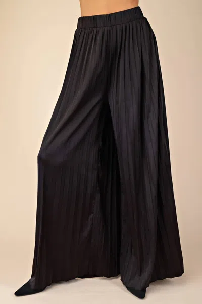 Nyland Reese Pleats Pants With Elastic Waist In Black
